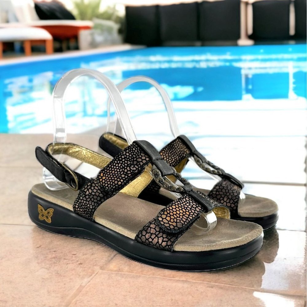 ALEGRIA Black & Gold Pebble Print Leather Sandals Size 37 Comfort Casual